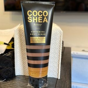 Bath and body works coco Shea honey body scrub